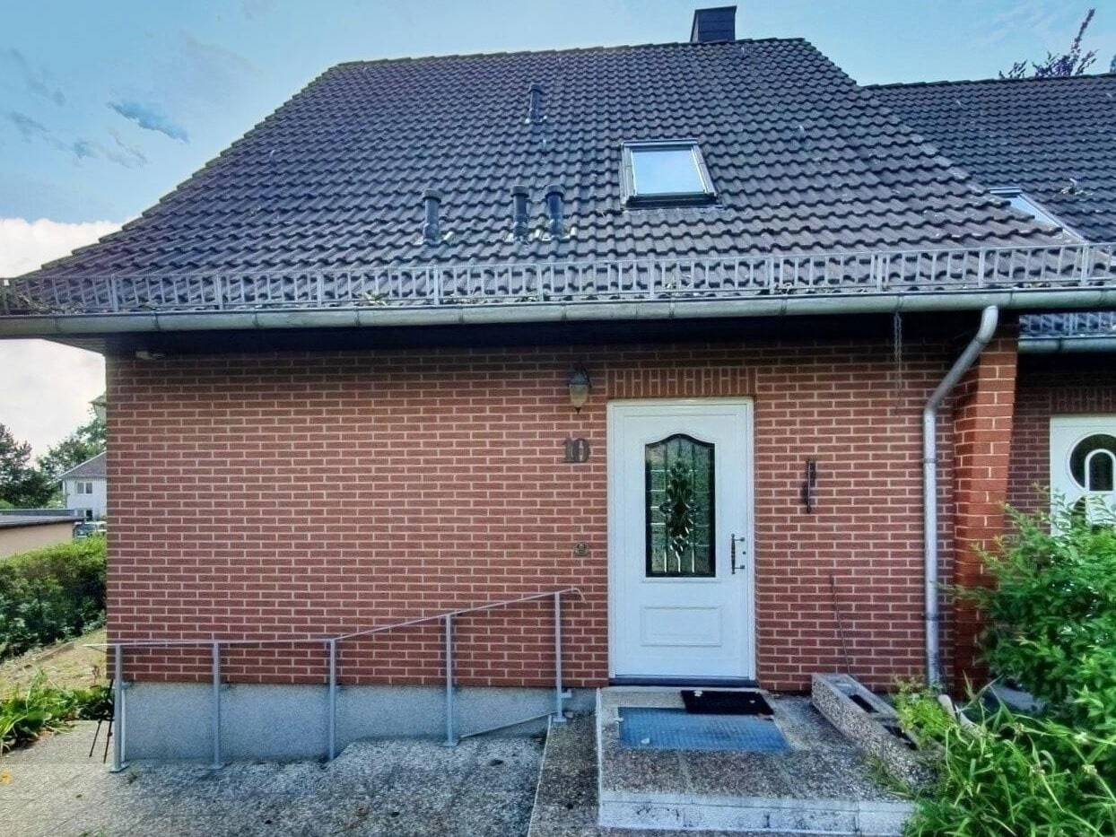 Bezugsfreie Doppelhaushälfte mit Südterrasse – nur 80 m Fußweg zur Havel – 13505 Berlin – Vorschaubild 3
