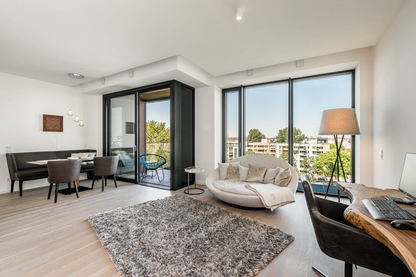 Jeden Tag Spreeblick – Exklusive 2-Zimmer-Wohnung mit Loggia & Tiefgaragenstellplatz – Berlin – Vorschaubild 4