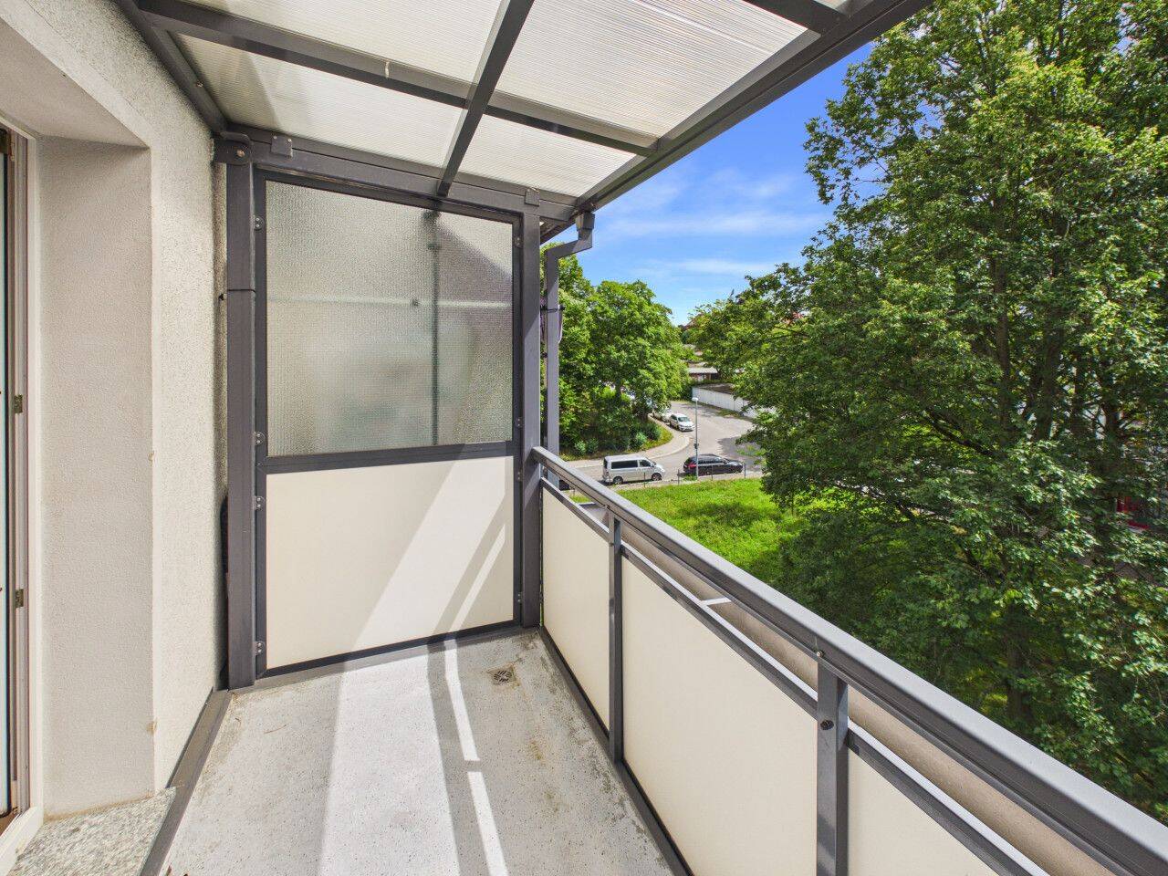 2-Raum-Wohnung mit Balkon auf dem Sonnenberg – Chemnitz – Vorschaubild 4