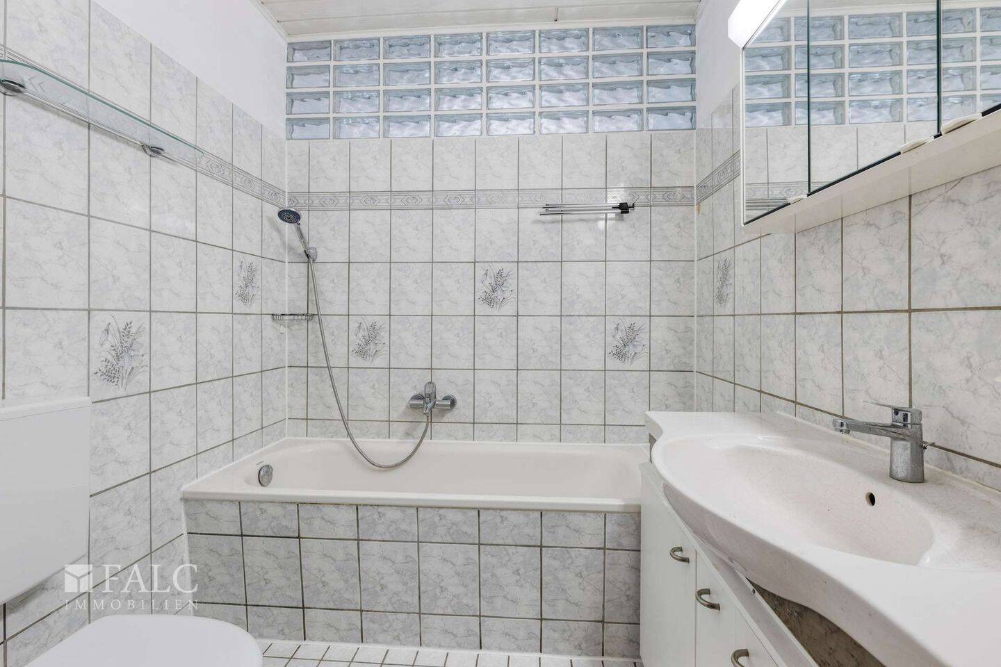 Charmantes Reihenmittelhaus mit Potenzial in Bilderstöckchen – 50739 Köln – Vorschaubild 5