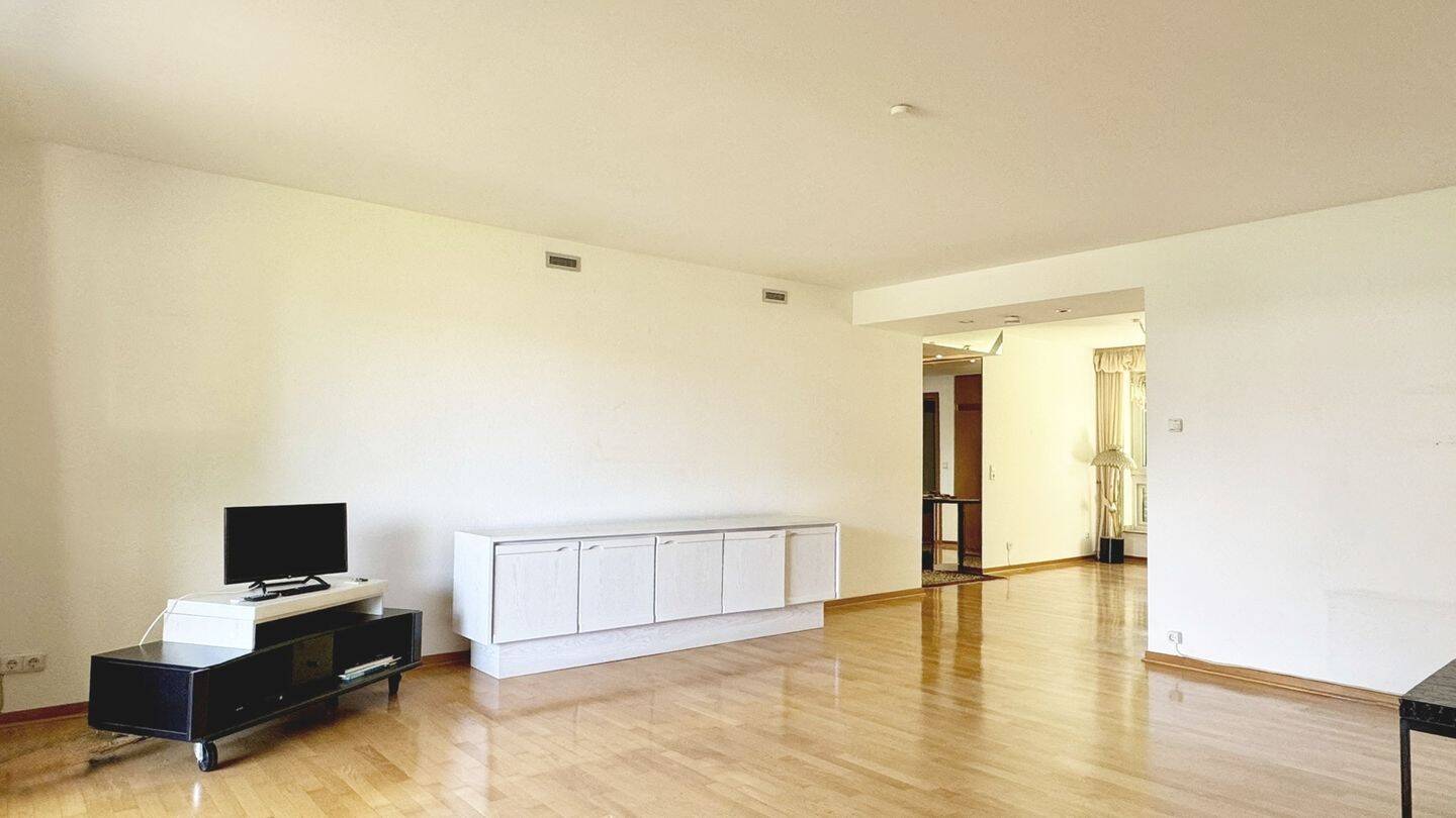 Urban wohnen, entspannt leben – großzügige Wohnung mit 3 Schlafzimmern und Aufzug – 45133 Essen – Vorschaubild 3