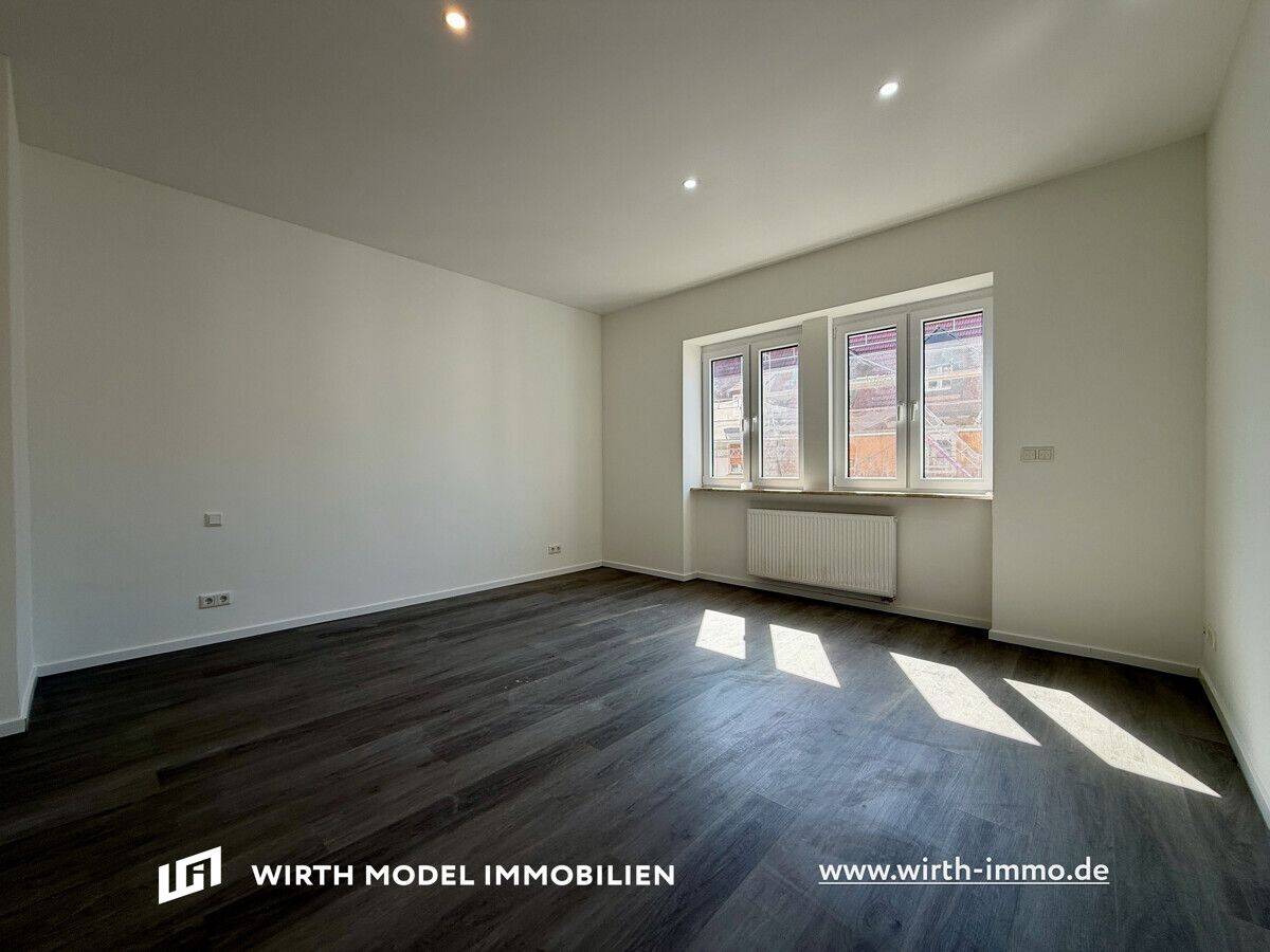 Kernsanierte Drei-Zimmer-Wohnung mit Balkon in attraktiver Innenstadtlage in Schweinfurt – 97421 Schweinfurt – Vorschaubild 4