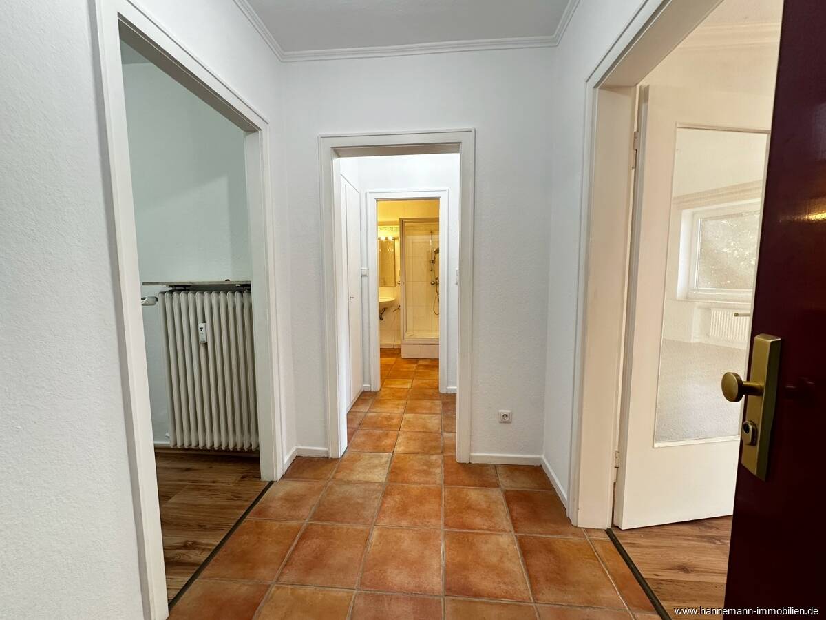 NEUER PREIS! Gepflegte Eigentumswohnung auf großzügigem Erbpachtgrundstück – 22523 Hamburg – Vorschaubild 3