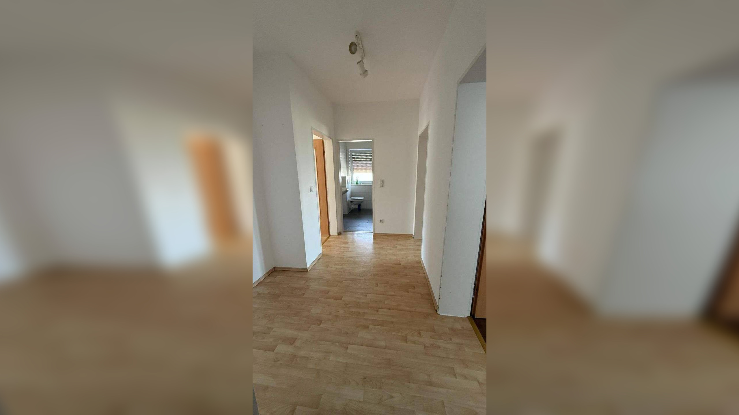 3 Zimmer Wohnung mit Balkon und Einbauküche – sofort bezugsfrei! – 33106 Paderborn – Vorschaubild 3
