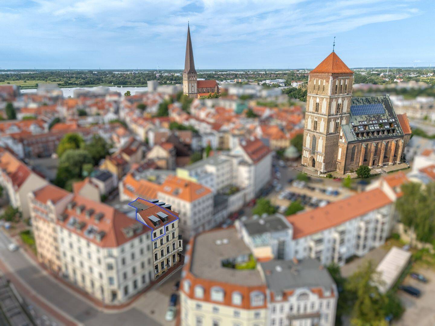 Rarität! Mit Aufzug! Großzügige Maisonette-Wohnung mit Dachterrasse in der Rostocker Altstadt – 18055 Rostock – Vorschaubild 3