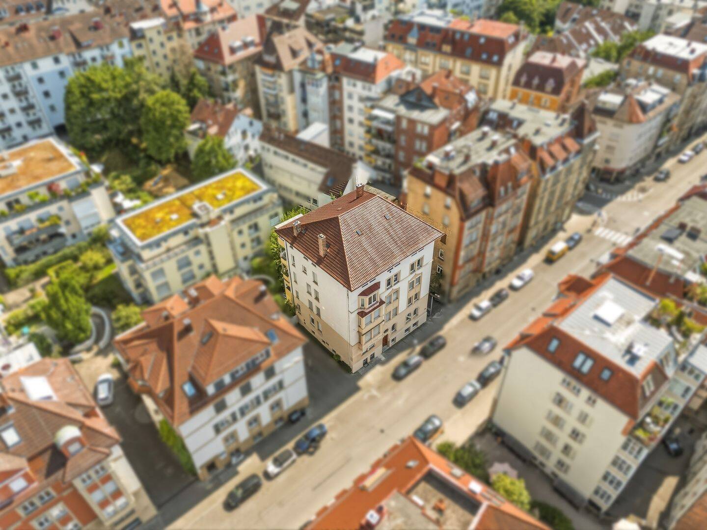 Modernisierter Altbautraum im Herzen des Stuttgarter Südens: 3-Zimmer, 2 Badezimmer und Loggia – 70180 Stuttgart – Vorschaubild 3