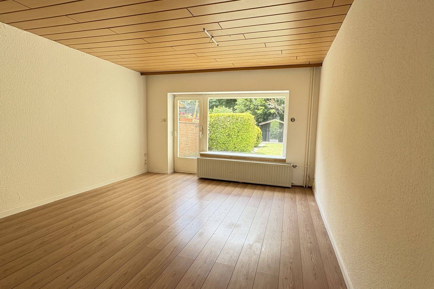 Reihenmittelhaus mit großem Potential auf Erbpachtgrundstück – Ihr neues Zuhause in Lübeck – 23556 Lübeck – Vorschaubild 4