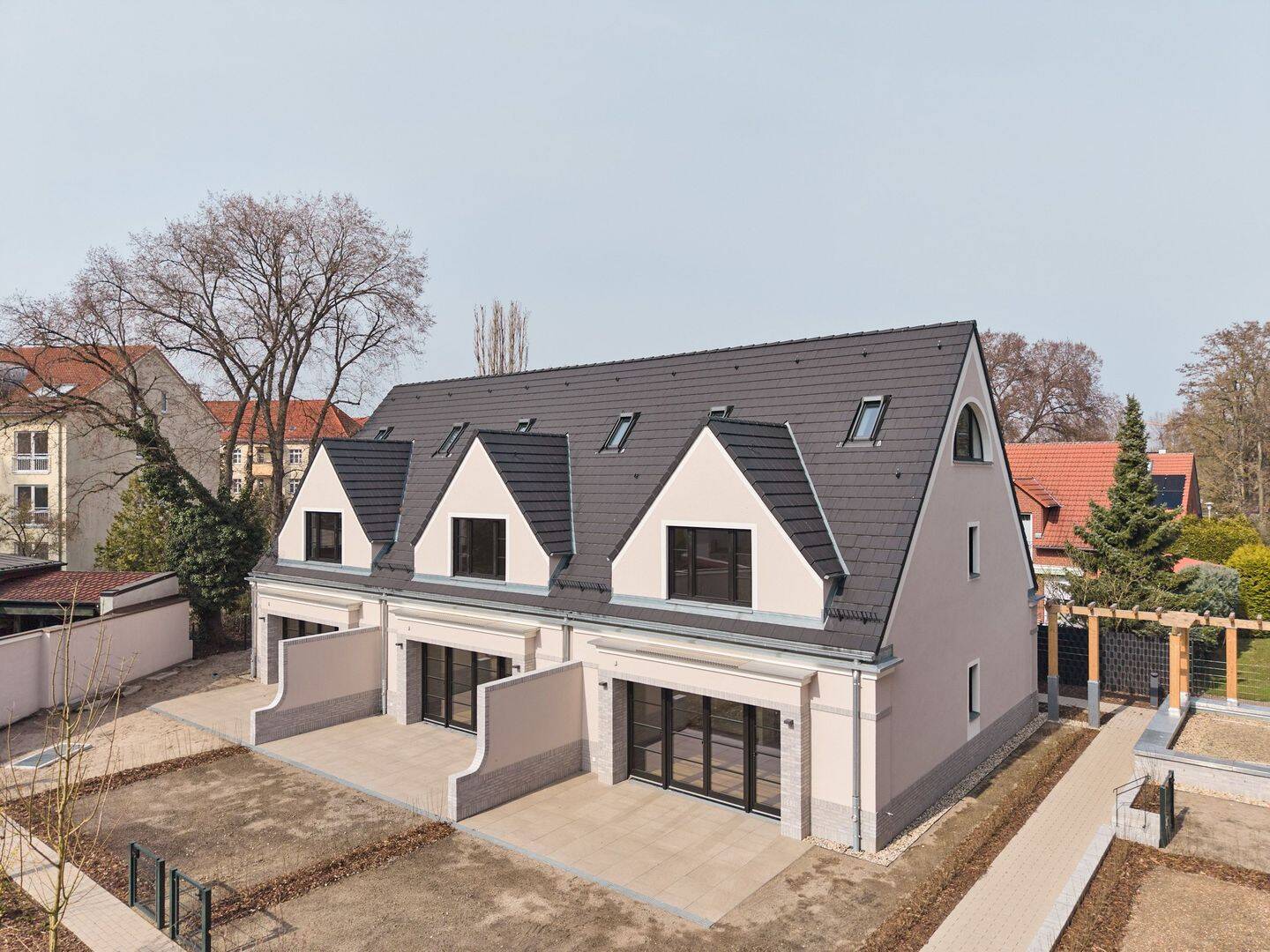Exklusives Stadthaus mit Garage – Preisaktion bis 30.09.2026 – 12555 Berlin – Vorschaubild 3