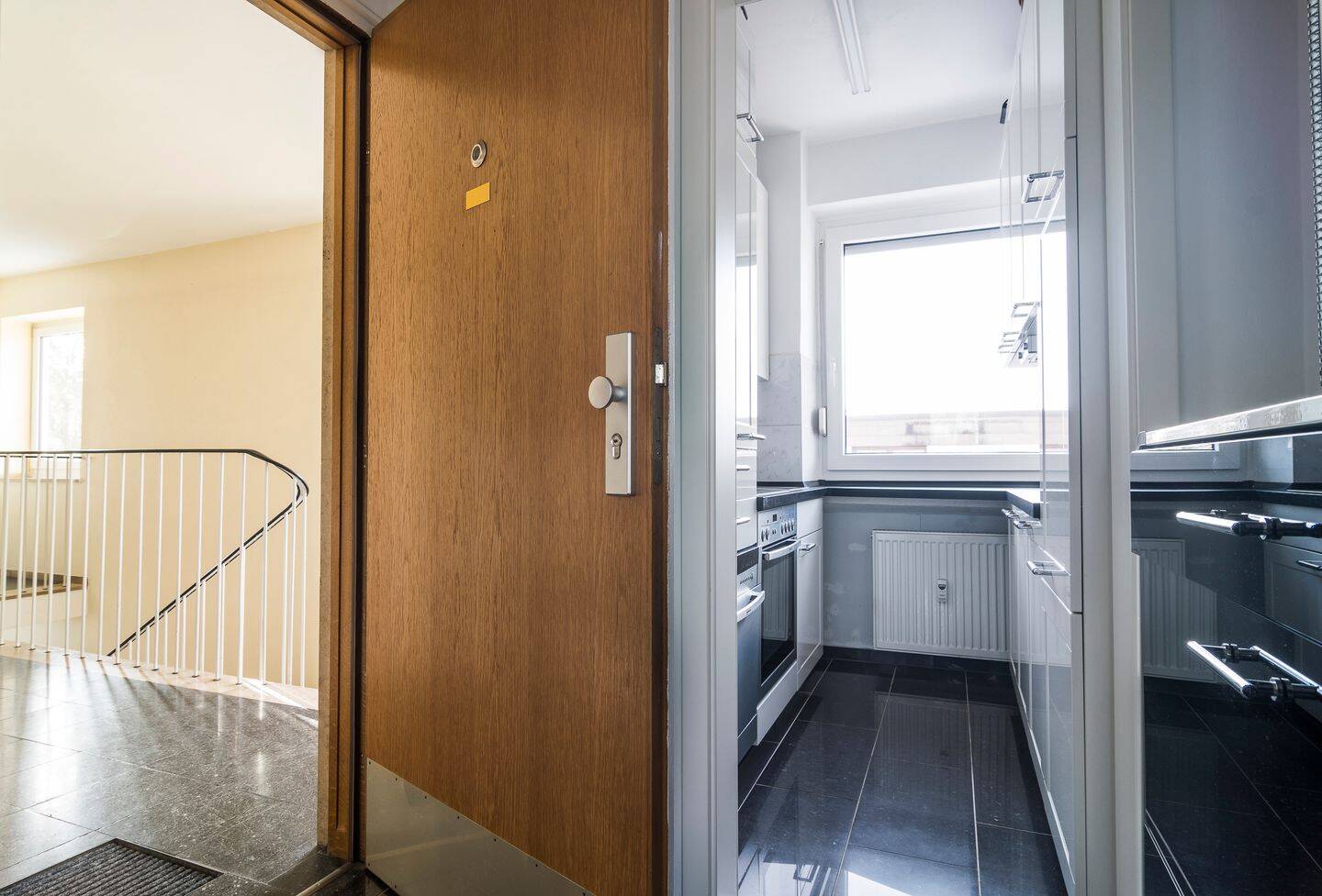 2-Zimmer – Dachterrasse mit Ausblick – 81549 München – Vorschaubild 3