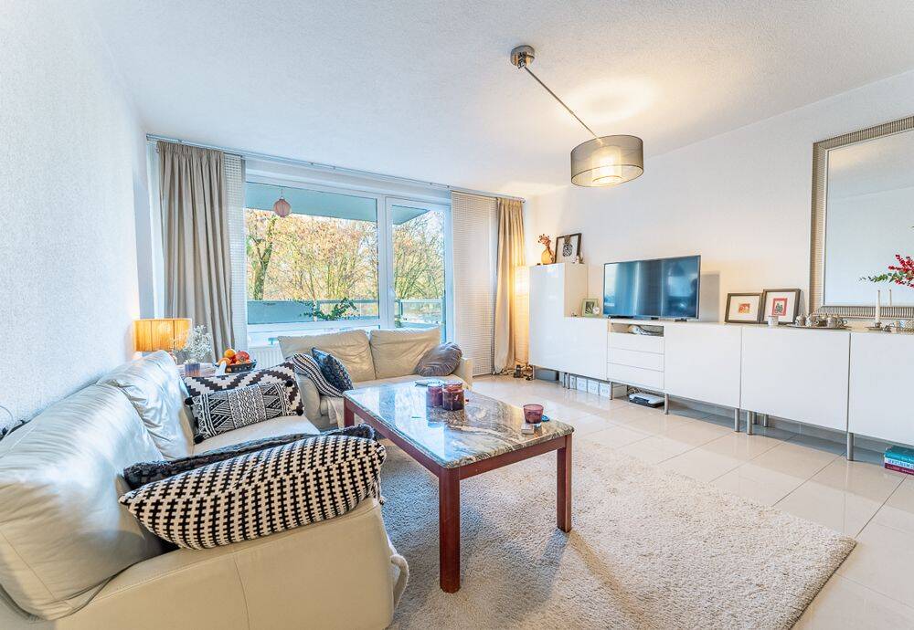 Provisionsfrei – Gepflegte 2,5-Zimmer-Wohnung mit Balkon – 28325 Bremen – Vorschaubild 3
