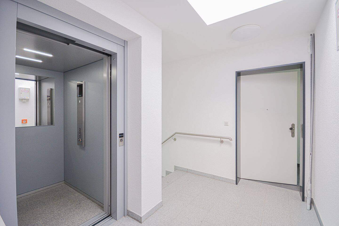 Erstbezug! Exklusive 3-Zimmer-Wohnung mit Dachterrasse und TG-Stellplatz in Rheinnähe von Köln-Sürth – 50999 Köln – Vorschaubild 3