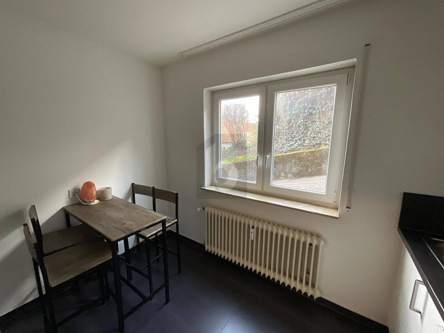 EXKLUSIV CHARMANT MIT EINBAUKÜCHE – 76532 Baden-Baden – Vorschaubild 3