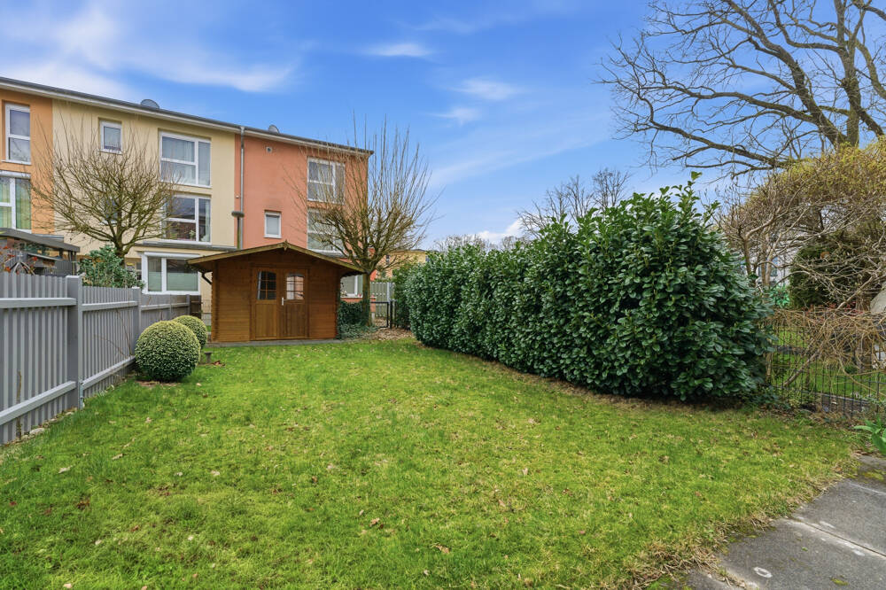 Ihr neues Zuhause wartet – modernes Reihenhaus mit Garten, Dachterrasse & 2 Stellplätzen – 28357 Bremen – Vorschaubild 3