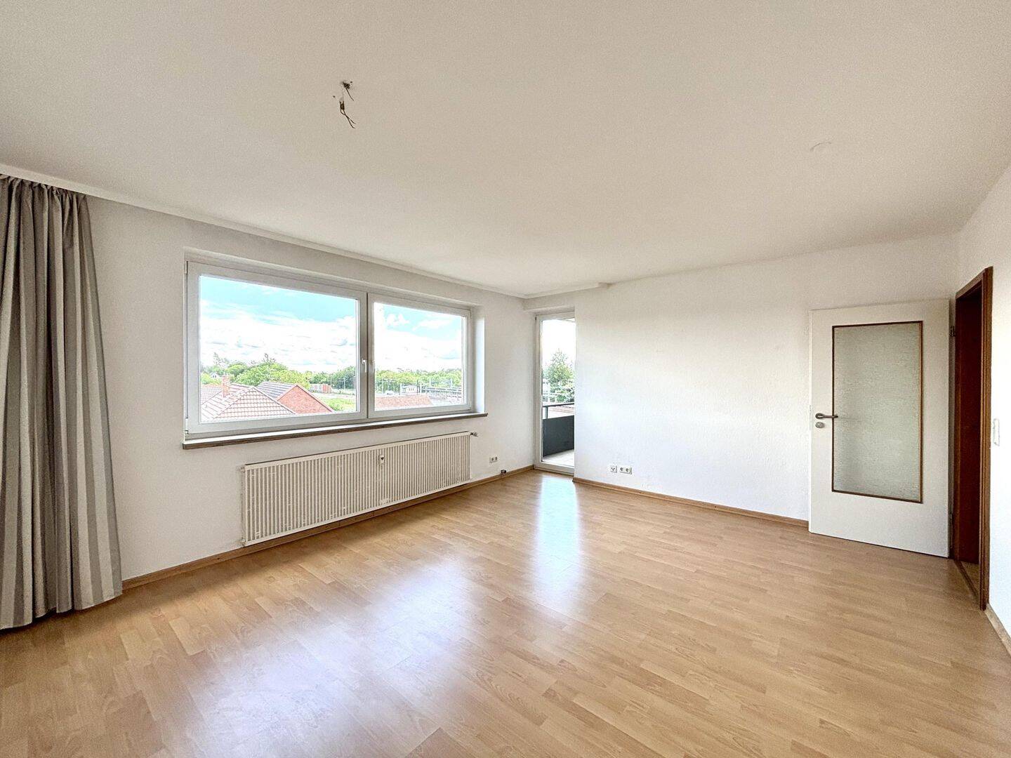 Gepflegtes Wohnen mit Balkon in beliebter Lage! – 30559 Hannover – Vorschaubild 3