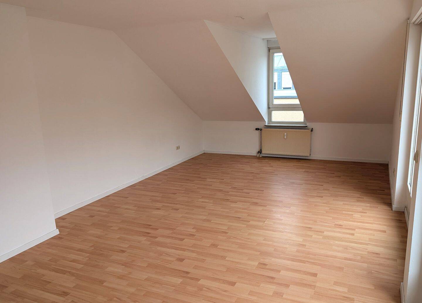 PROVISIONSFREI —  3-Zimmer Penthouse in Oberfürberg – 90768 Fürth – Vorschaubild 3