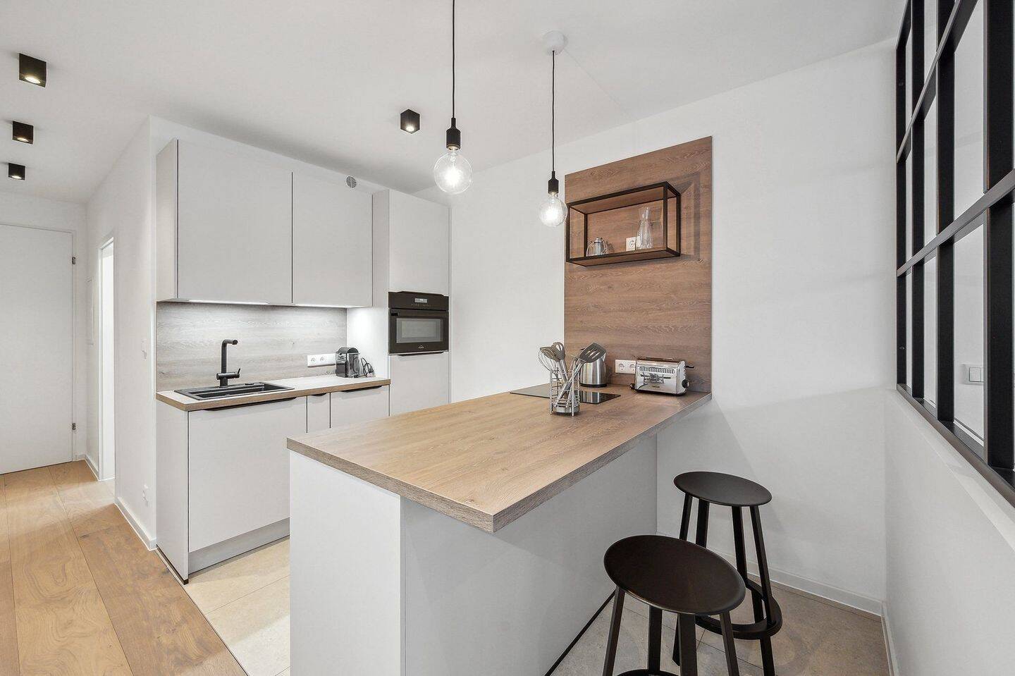 ALL-INCLUSIVE: Luxuriöses Apartment in Top-Lage von München zwischen Königsplatz und Hauptbahnhof – 80333 München – Vorschaubild 3