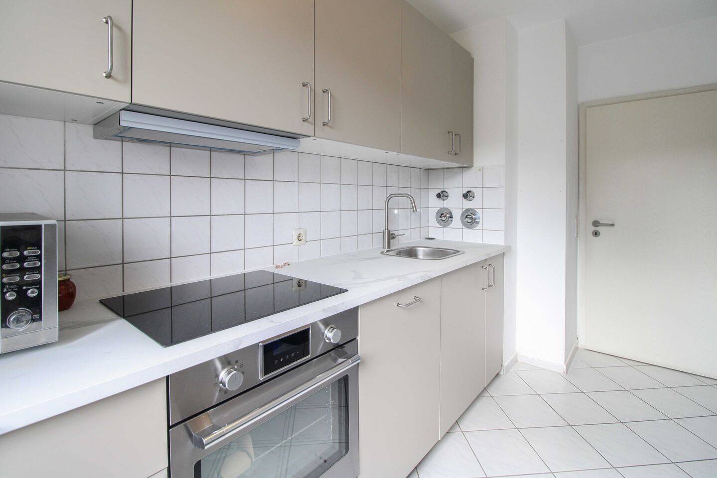 Mitten in der City mit Komfort und kurzen Wegen – charmante ETW mit Balkon & Tiefgarage in Offenbach – 63065 Offenbach am Main – Vorschaubild 3
