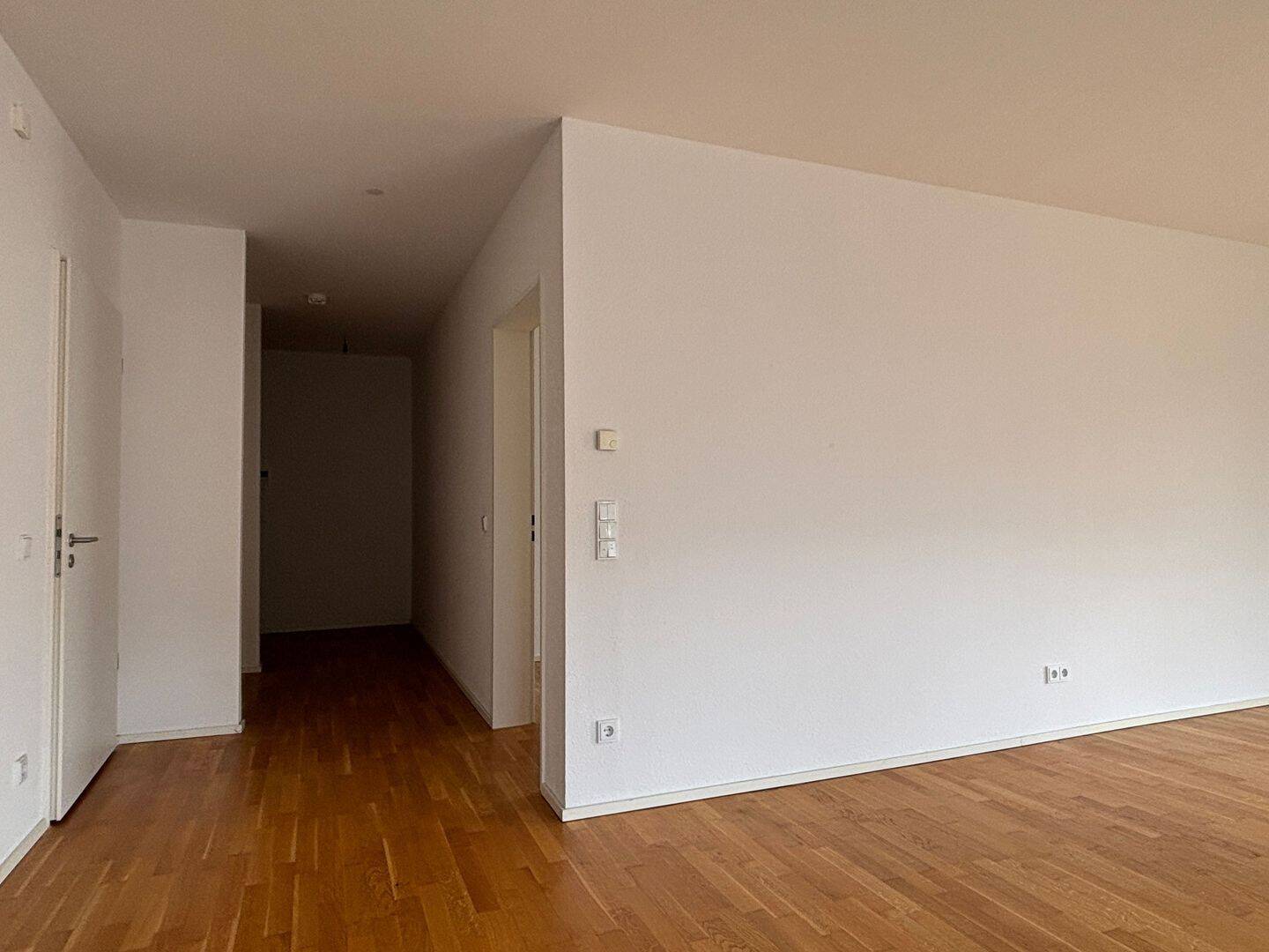 Hochwertige 3-Zimmer-Wohnung mit Balkonblick und Aufzug in Köln – 51109 Köln – Vorschaubild 3