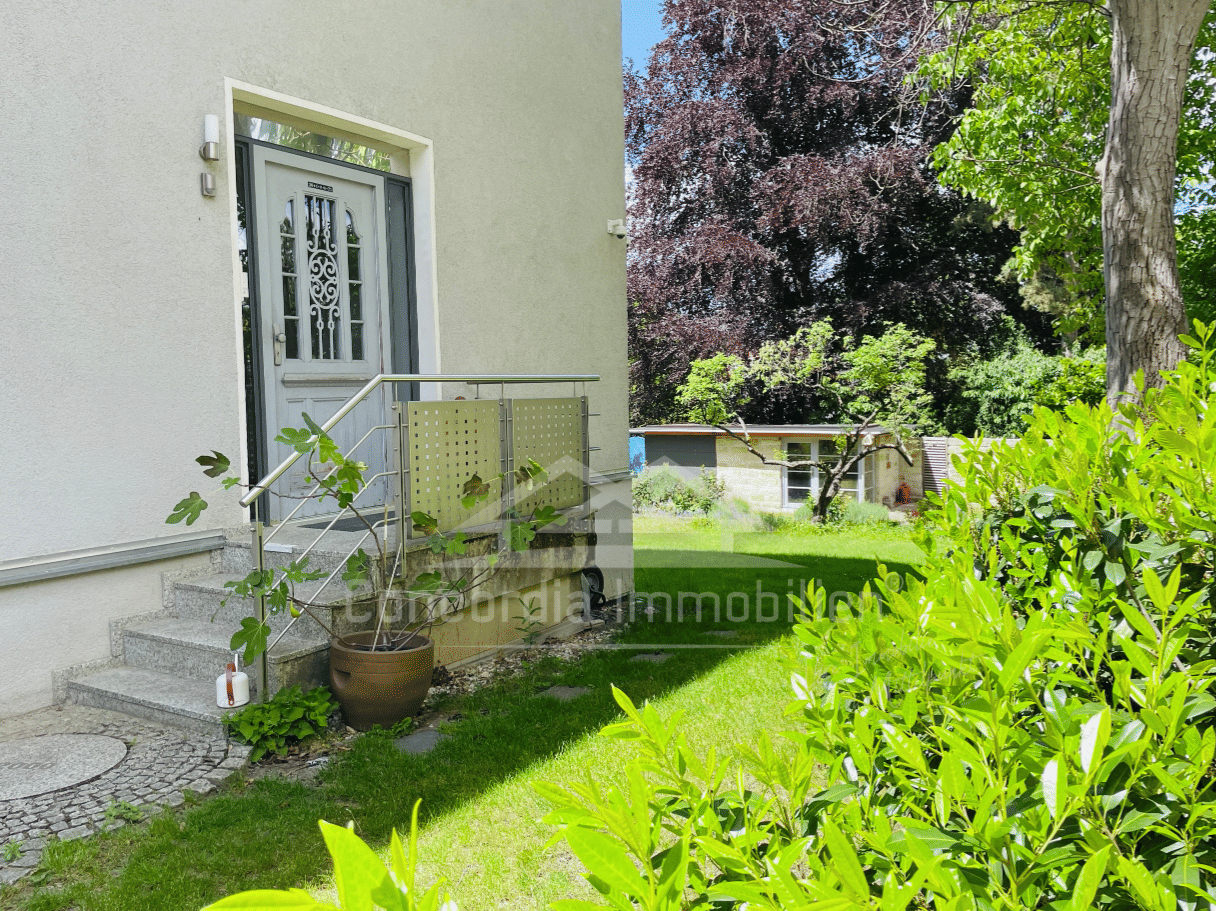 DD-Südvorstadt | Großzügige Zweifamilienvilla mit viel Gestaltungspotenzial, zum Wohnen und/oder freiberuflicher Nutzung – 1069 Dresden – Vorschaubild 3