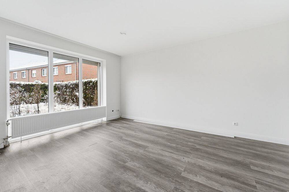 Provisionsfrei – Raumwunder für Familien – Reihenendhaus mit Garage und Wohlfühlgarten – 28325 Bremen – Vorschaubild 4