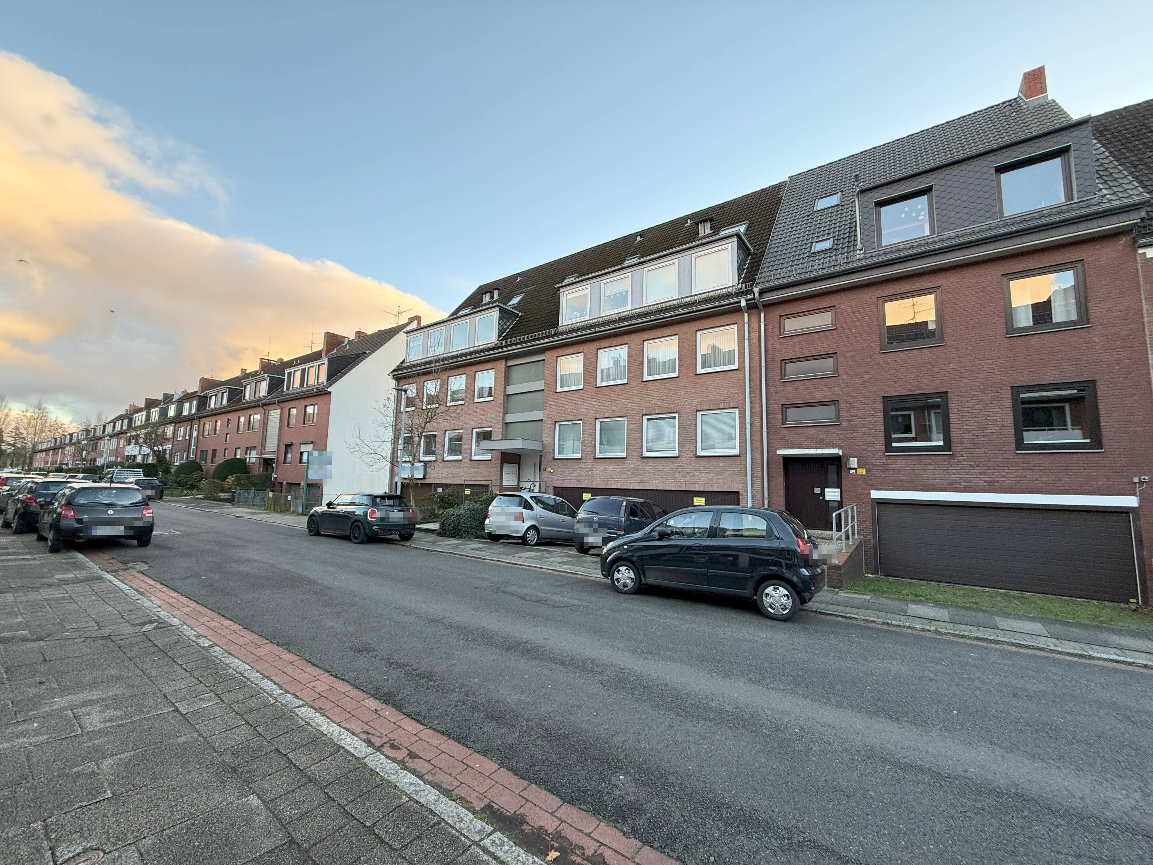 Schwachhausen – 2,5-Zi.-ETW samt Balkon in zentraler und ruhiger Lage! – 28213 Bremen – Vorschaubild 3