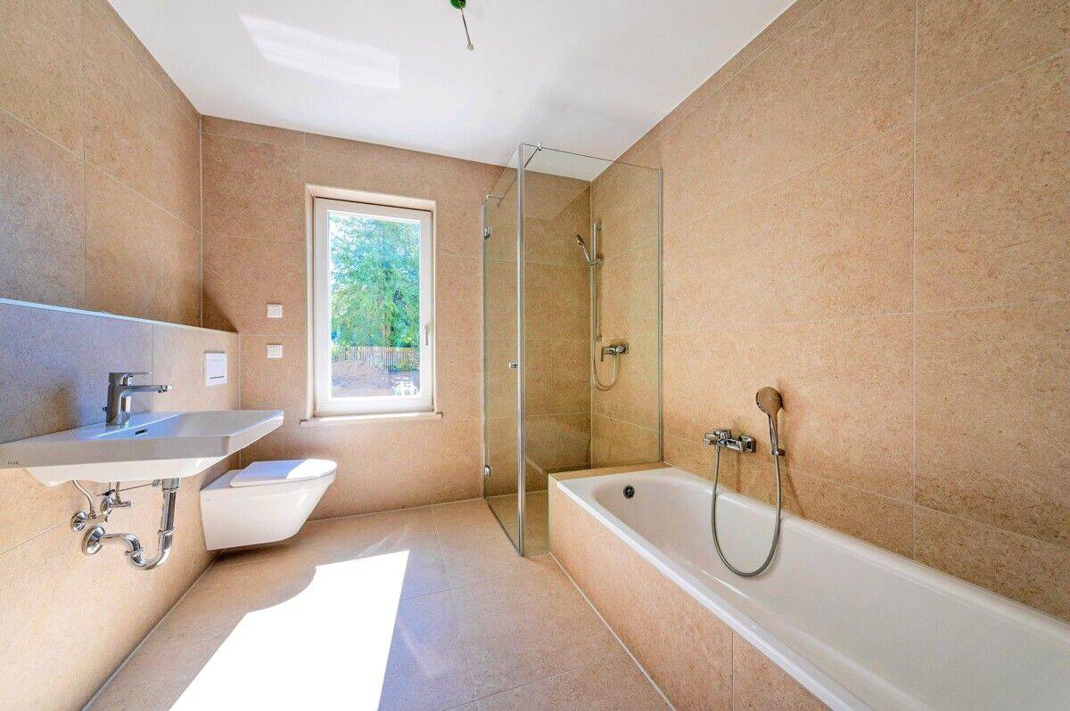 Licht. Raum. Qualität. – Exklusive Neubauwohnung mit Terrasse – 81739 München – Vorschaubild 3