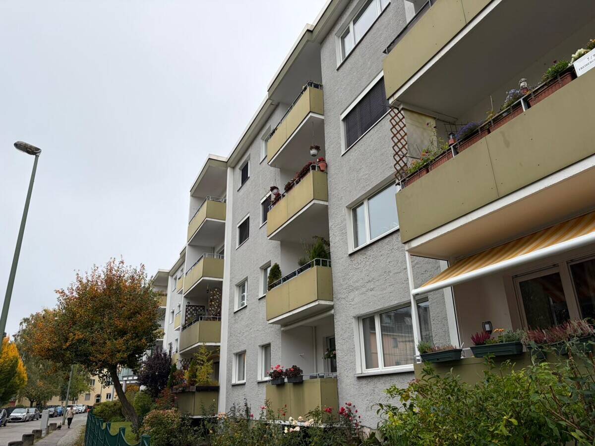 Mariendorf: VERMIETETE 2,5-Zi-Whg, VHS 3. OG + Sonnen-Balkon ca. 66 m² per SOFORT zu VERKAUFEN – 12107 Berlin – Vorschaubild 3