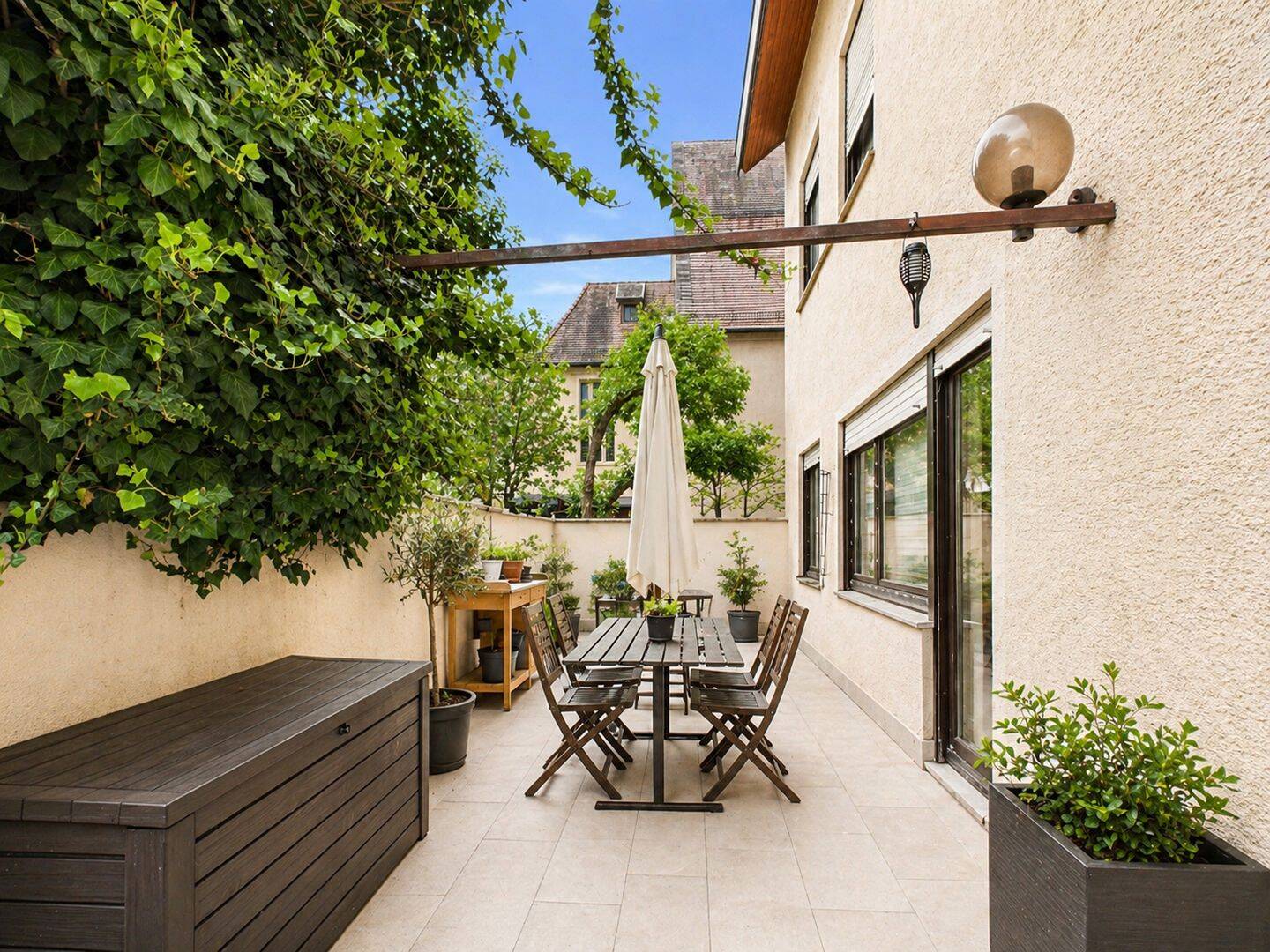 Bad Cannstatt mal anders: 3-Zimmer Wohnung mit Terrasse und außergewöhnlichem Gewölbekeller – 70376 Stuttgart – Vorschaubild 3