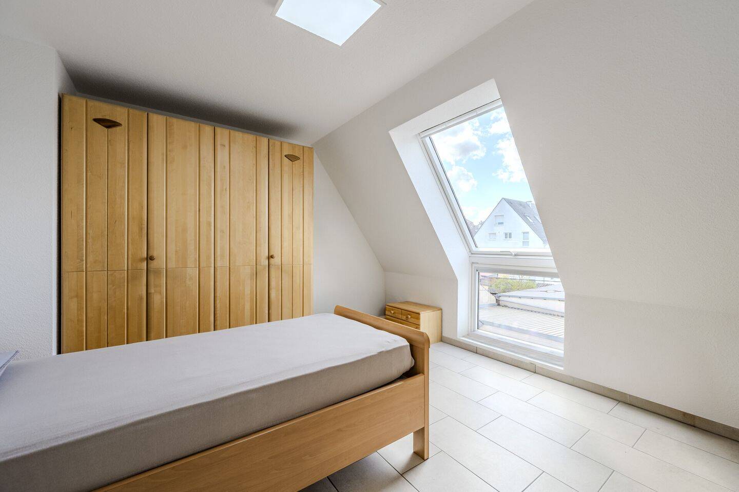 Junges Baujahr, starke Perspektiven: Hochwertige 2-Zimmer-Wohnung – 70435 Stuttgart – Vorschaubild 5