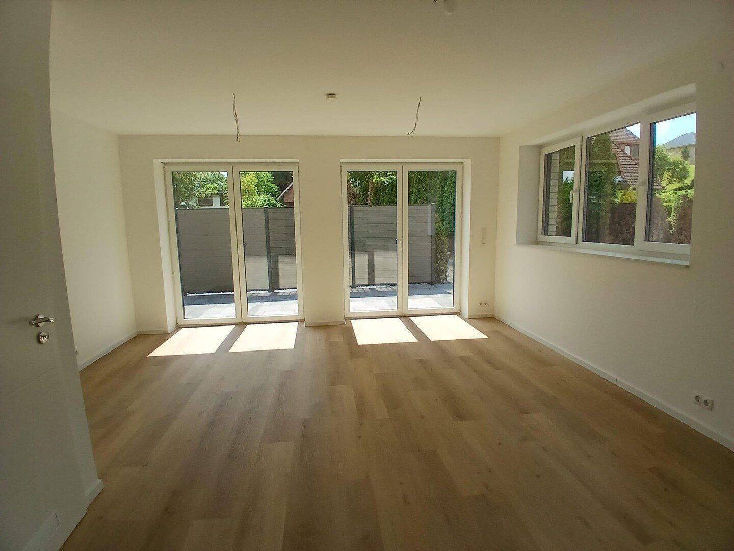 Neubau – Erstbezug | 2-Zimmer-Maisonettewohnung | Terrasse | EBK – 21077 Hamburg – Vorschaubild 4