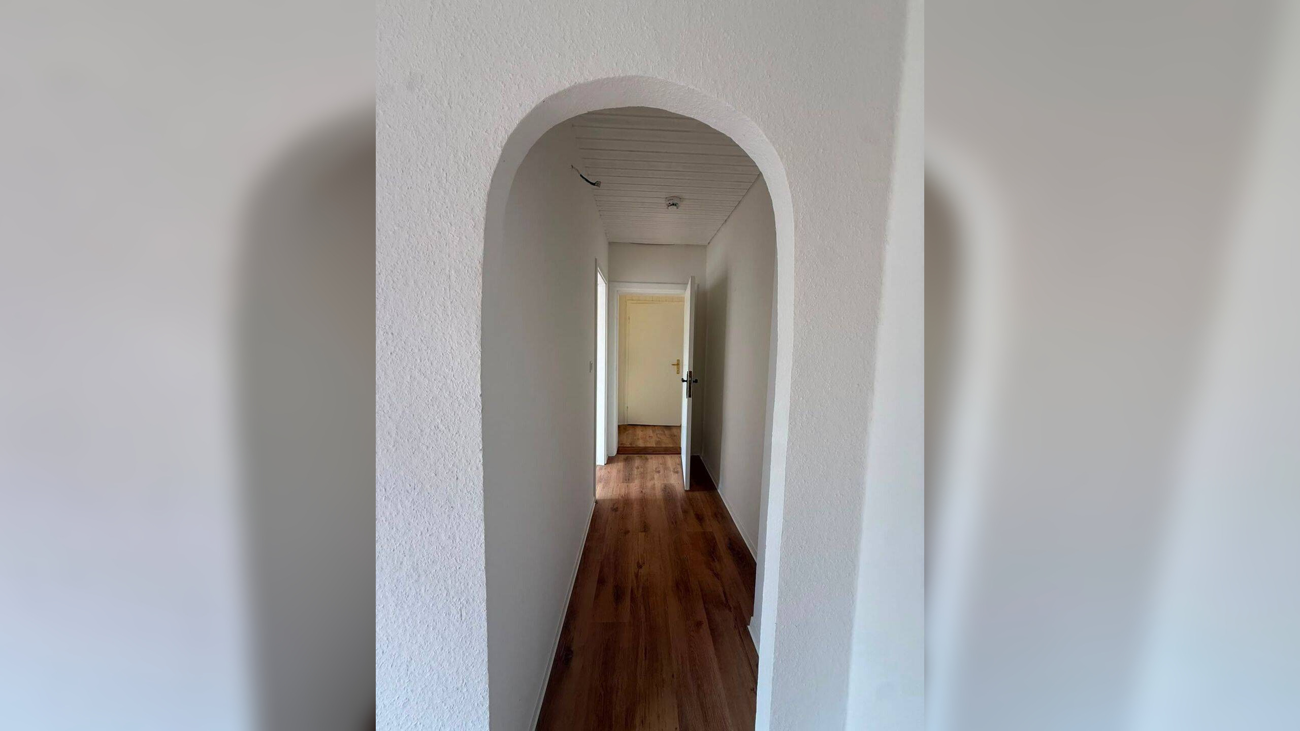 Schöne 4-Zimmer-Wohnung mit Einbauküche in Kiel – 24143 Kiel – Vorschaubild 3