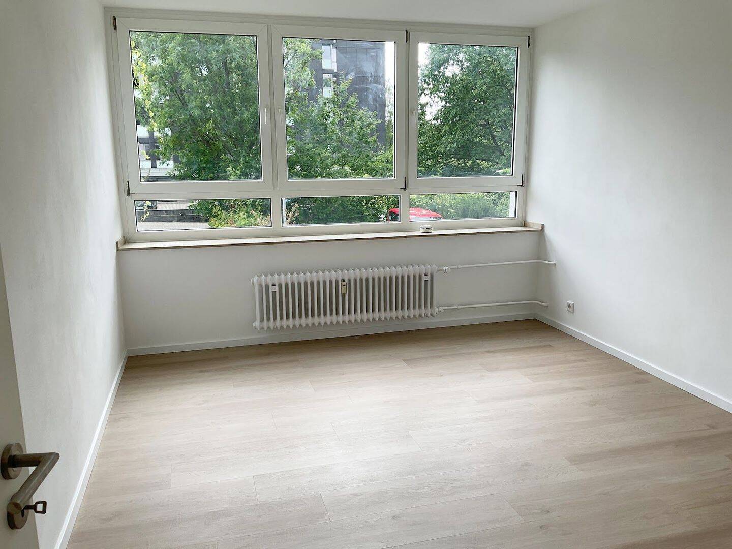 Große 2-Zimmer-Wohnung + Balkon, offener Kochbereich, Wannenbad, Aufzug – 44801 Bochum – Vorschaubild 3