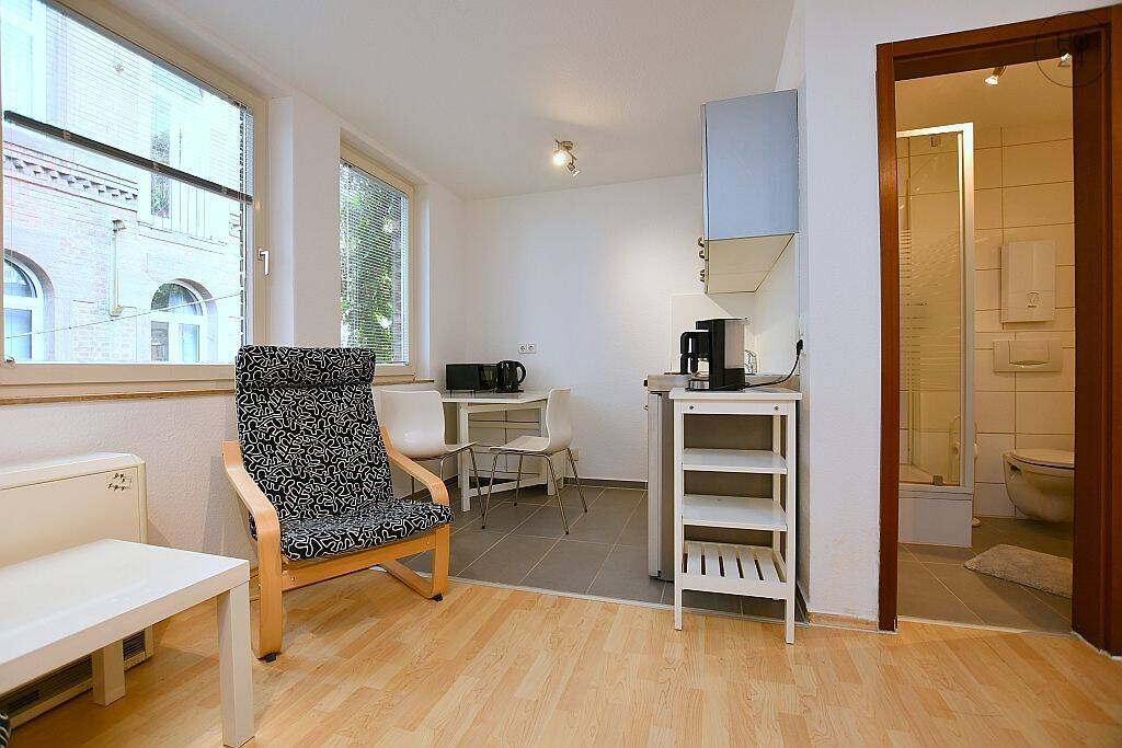 Modern möbliertes Apartment in Stuttgart West – 70178 Stuttgart – Vorschaubild 4
