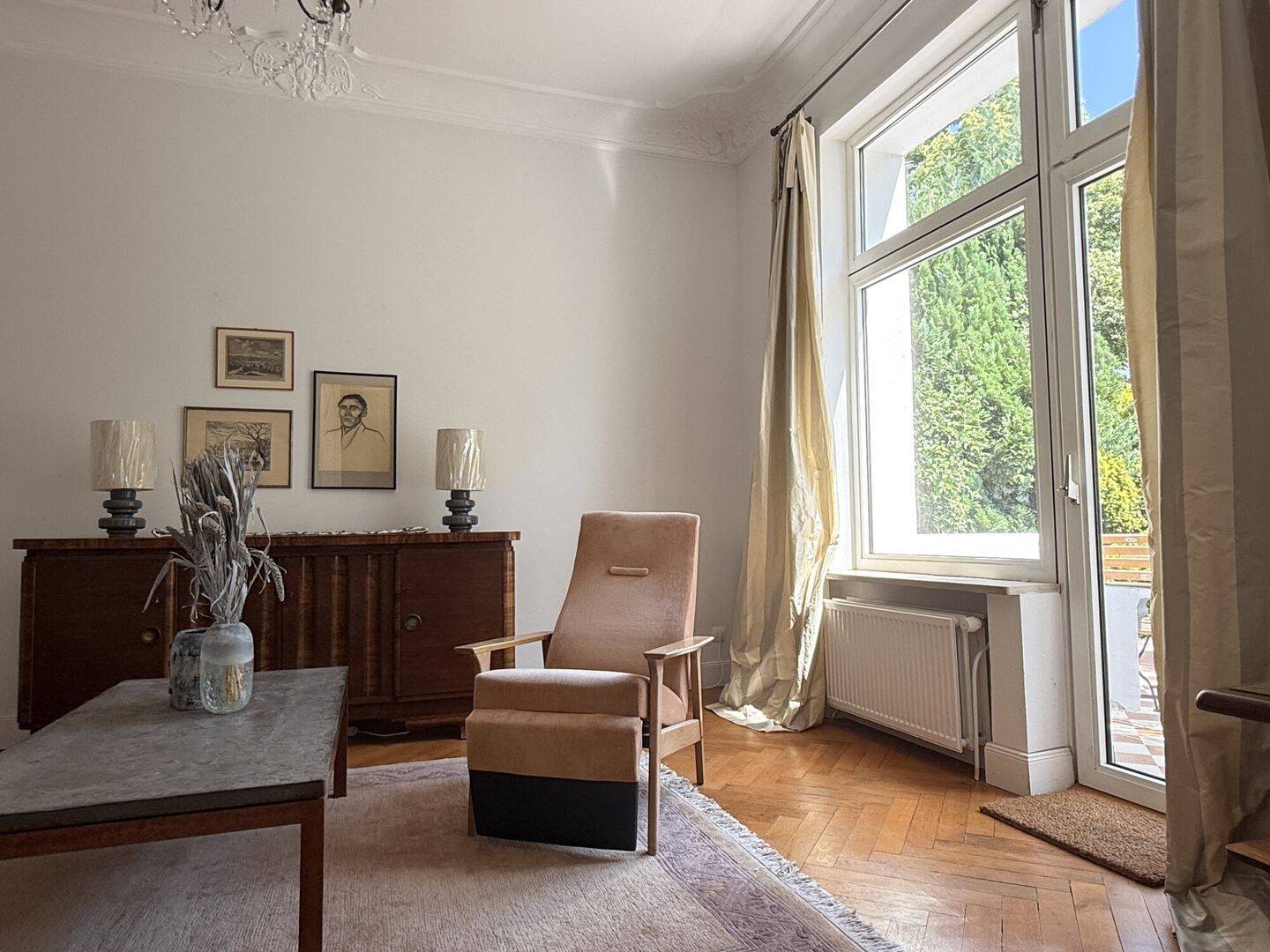 Stilvolle Stadtvilla mit 9 Zimmern zur Kurzzeitvermietung in Hamburg-Wentzel Dr. – 22043 Hamburg – Vorschaubild 4