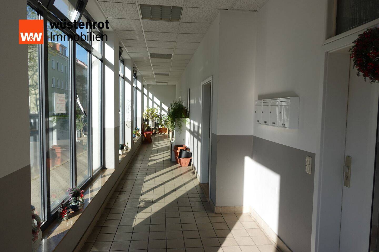 Vier Wohnungen auf einer Etage – Wohnungspaket mit Tiefgaragenstellplätzen – 99089 Erfurt – Vorschaubild 3