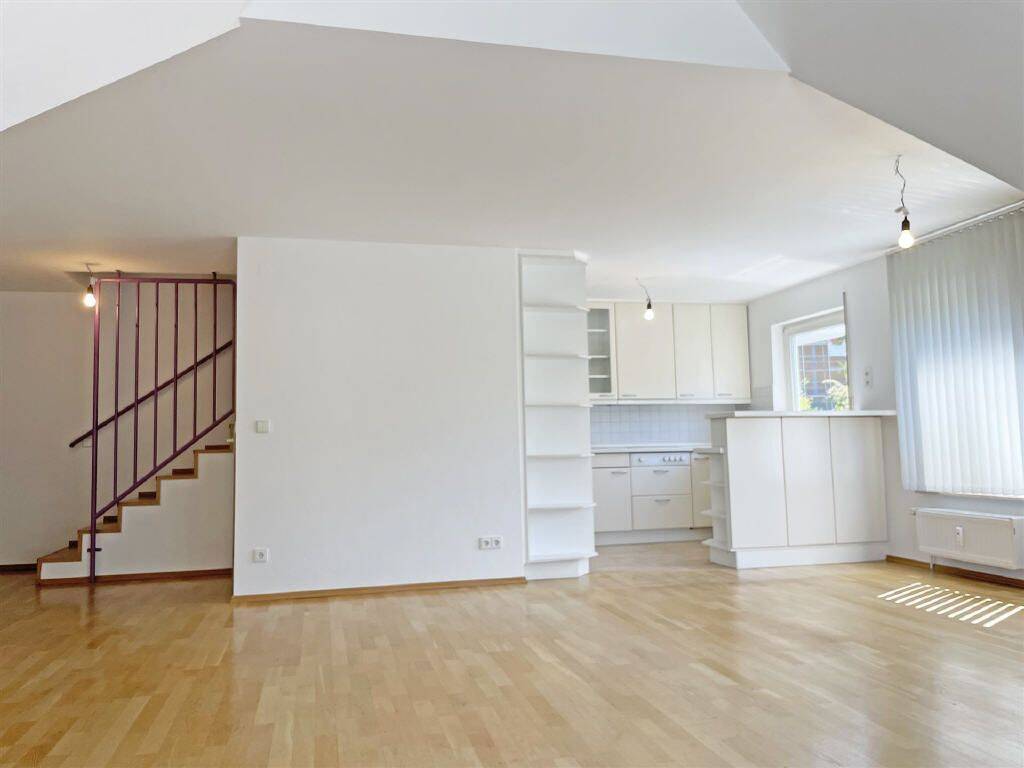 „Häusle im Haus“ – Sonnige Eigentumswohnung in Stuttgart Bad Cannstatt – 70374 Stuttgart – Vorschaubild 4