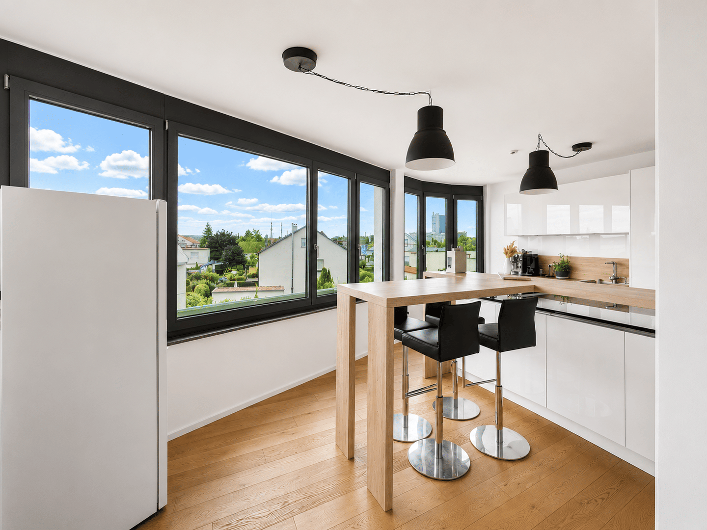 Wohnen auf höchstem Niveau – Exklusives 3,5-Zimmer-Penthouse in Stuttgart-Vaihingen – 70563 Stuttgart – Vorschaubild 3