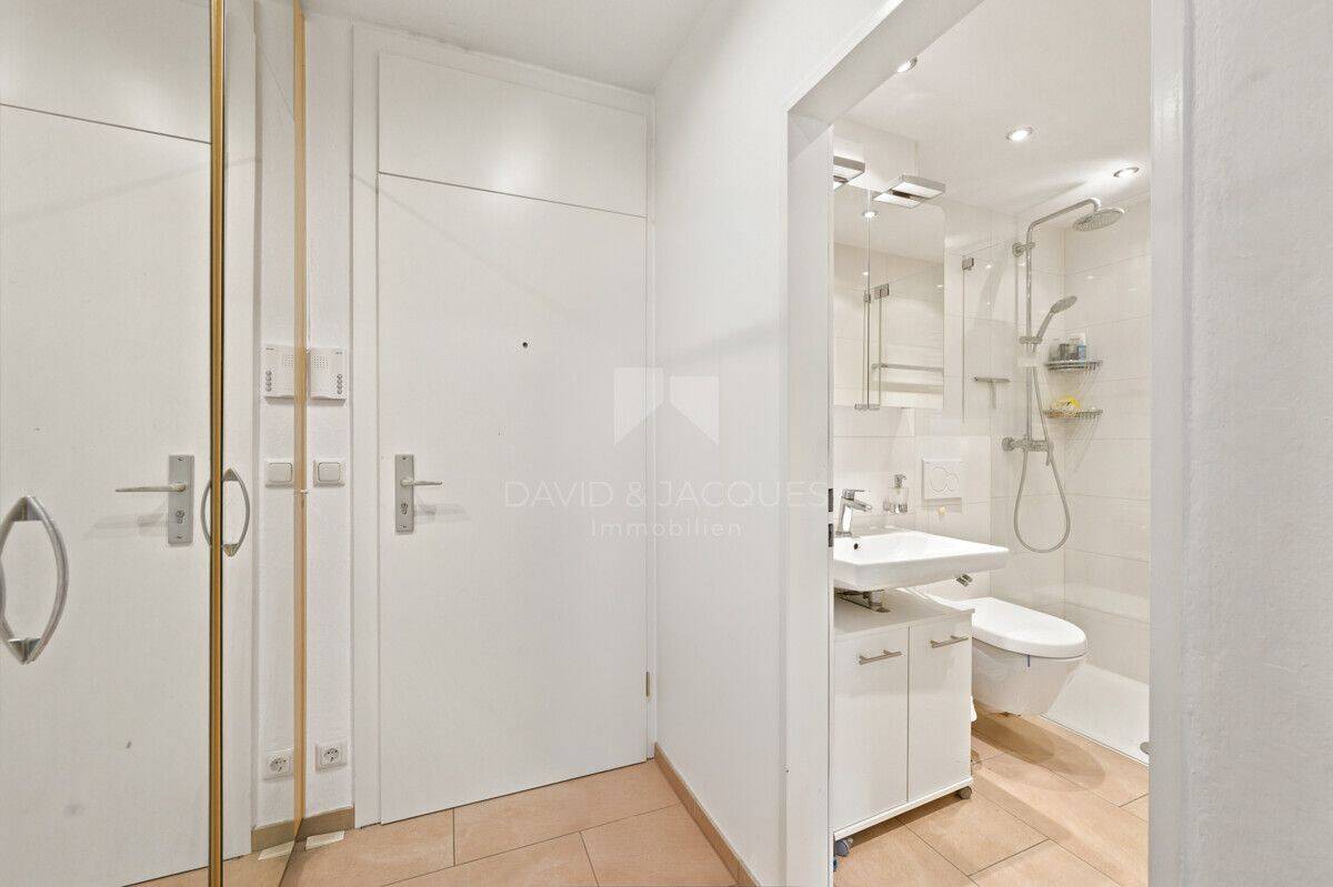Investieren in Solln: Vermietete 1-Zimmer-Wohnung mit Balkon – 81479 München – Vorschaubild 3