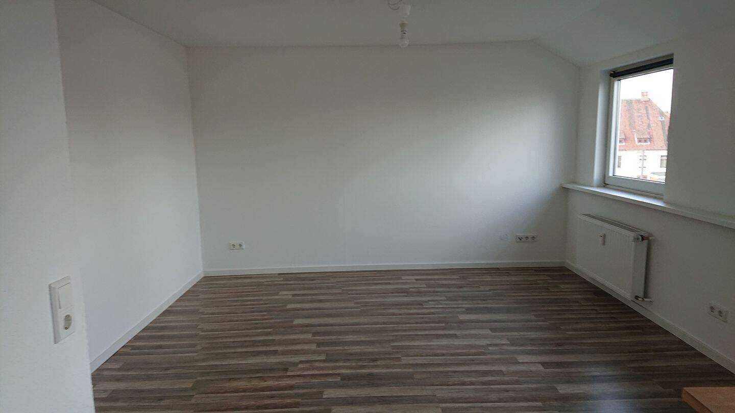 Freie Wohnung unterm Dach mit Ausblick – 28197 Bremen – Vorschaubild 4