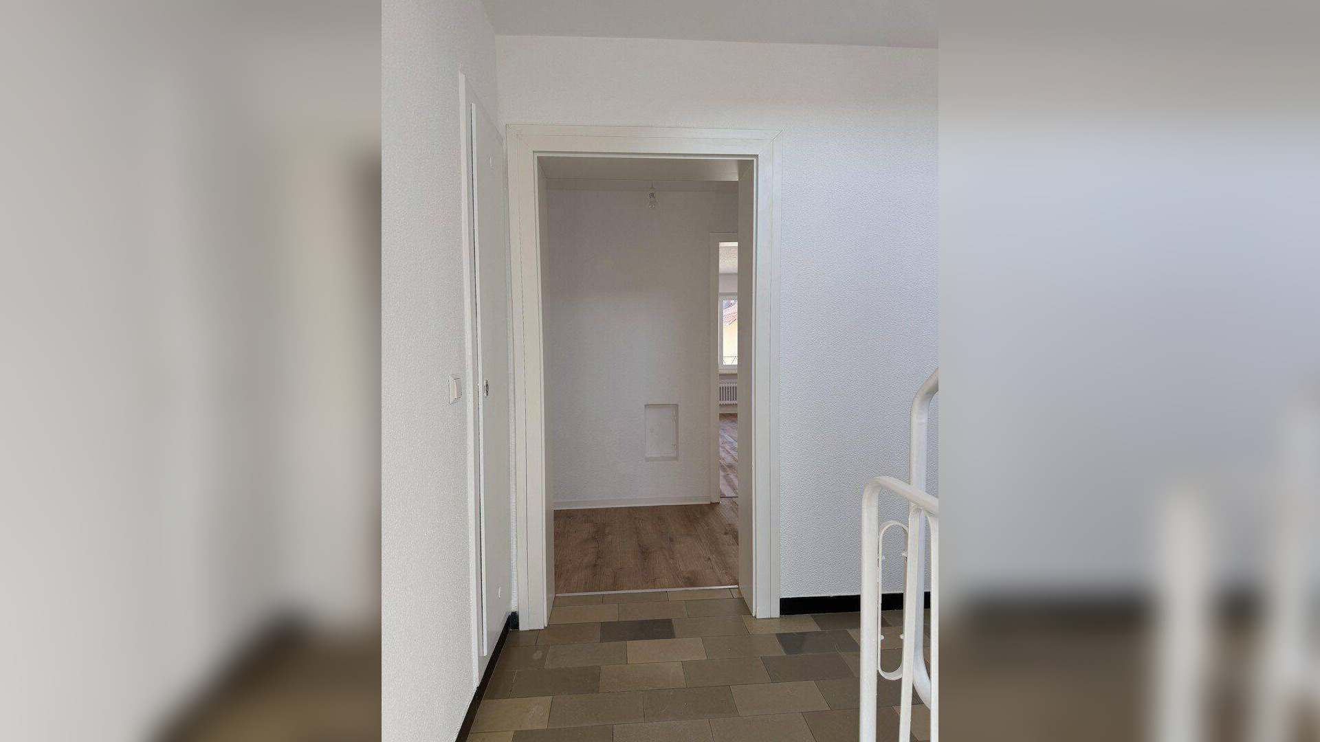 Erstbezug nach Sanierung- tolle 3-Zimmer Wohnung mit Balkon – 70378 Stuttgart – Vorschaubild 5
