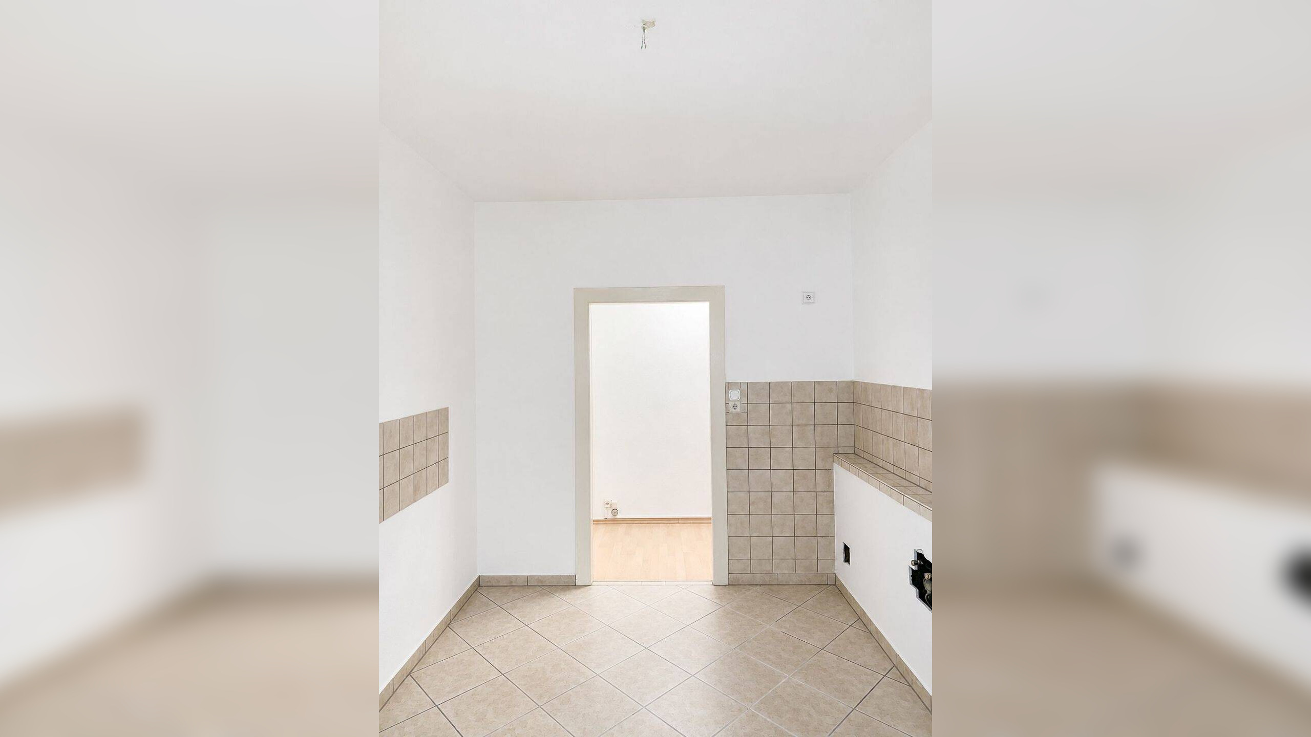 Helle 2-Zimmer-Wohnung mit Balkon in Chemnitz-Gablenz – Chemnitz – Vorschaubild 3