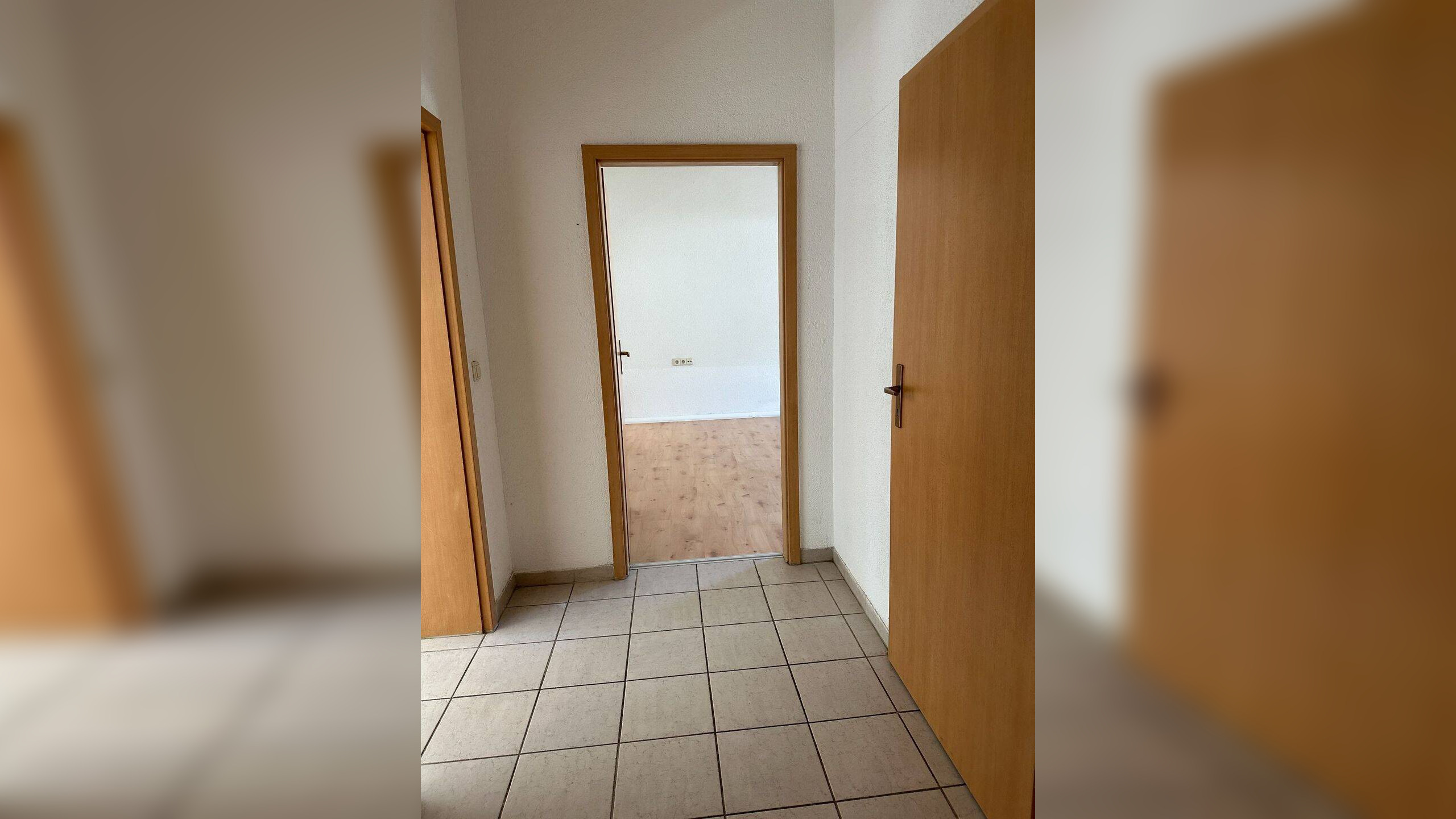Erdgeschoss-2-Zimmer-Wohnung mit 53,4 m² in Chemnitz – Chemnitz – Vorschaubild 3