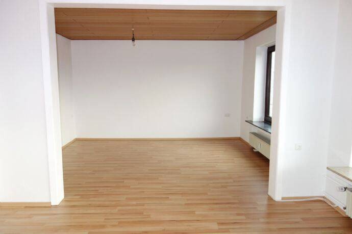 Ruhig & Großzügig: 3,5 ZKB mit Balkon in Kassel-Jungfernkopf – 34128 Kassel – Vorschaubild 3