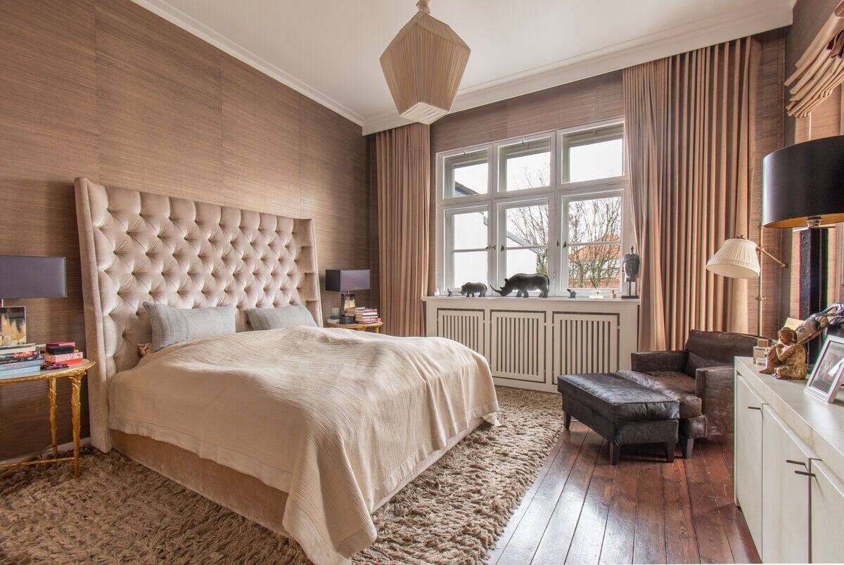 Eindrucksvolle 7-Zimmer Wohnung – Altbaucharme im beliebten Grindelviertel – 20146 Hamburg – Vorschaubild 3