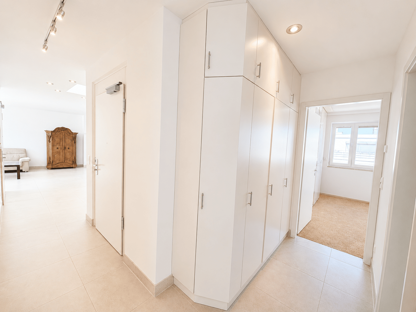 Wohnen über den Dächern von München-Obermenzing – 4-Zimmer-Wohnung mit Penthouse-Charakter – 81245 München – Vorschaubild 3
