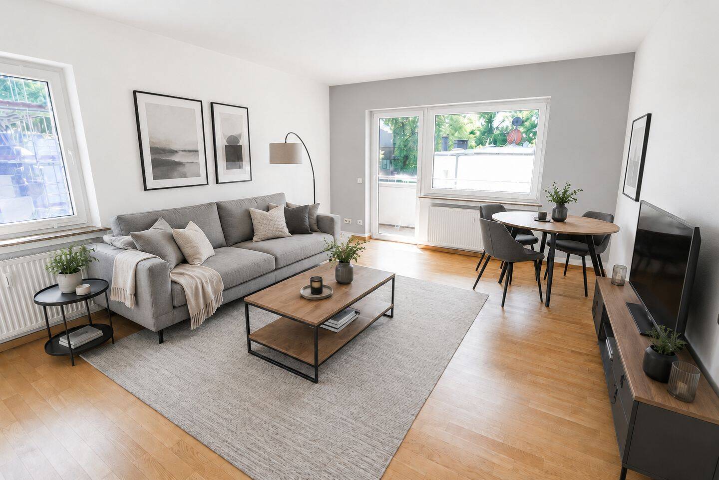 Ofener Straße: großzügige 2- Zimmer   Wohnung, Besichtigungstermin über Link, siehe Beschreibung – 26121 Oldenburg (Oldb) – Vorschaubild 3