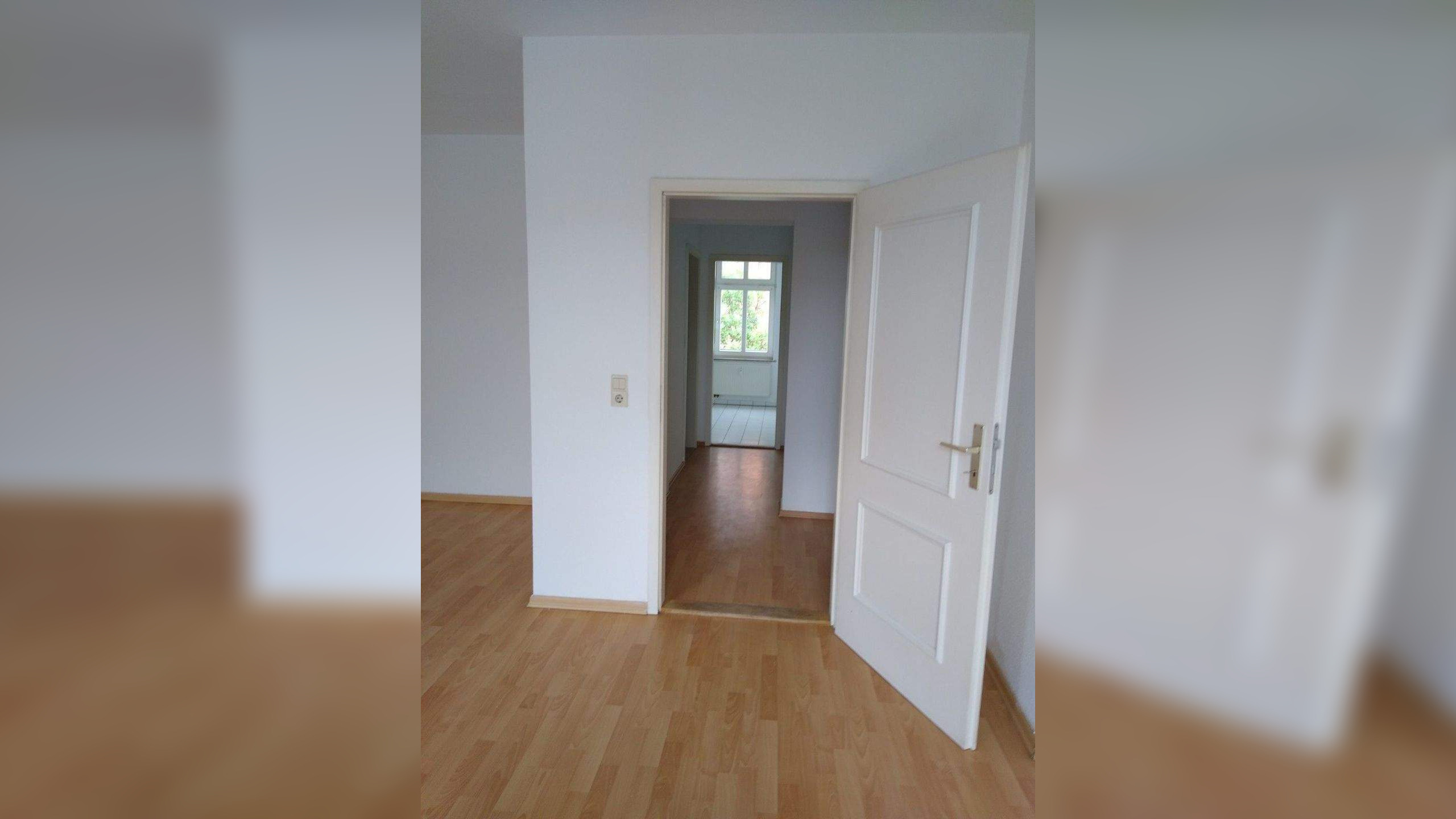 2 Monate mietfrei! Schöne 2 Raum WG Wohnung mit Balkon in ruhiger Lage von Chemnitz – Chemnitz – Vorschaubild 4
