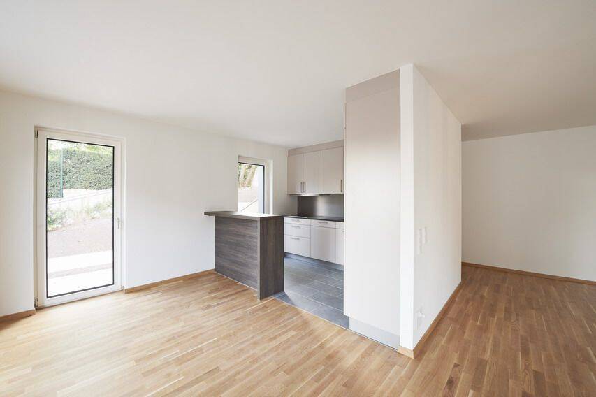 Großzügige 3-Zi.-Wohnung mit schöner Terrasse und großem Garten in bester Aussichtslage – 70192 Stuttgart – Vorschaubild 3