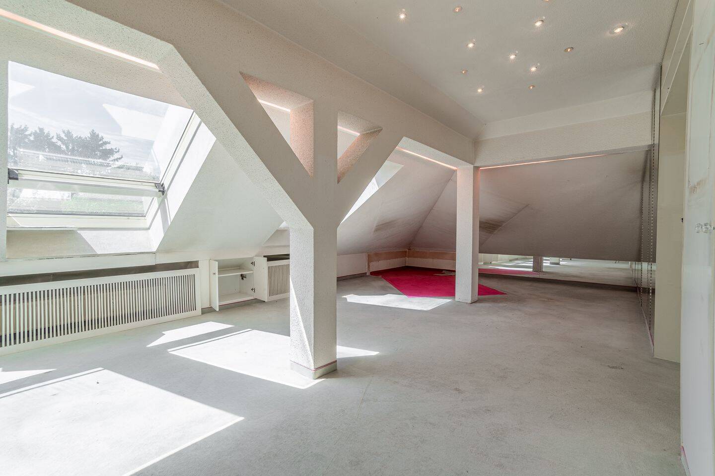 TRUDERING / geräumige 2-Zimmer-Dachgeschosswohnung mit Blick ins Grüne – 81825 München – Vorschaubild 3