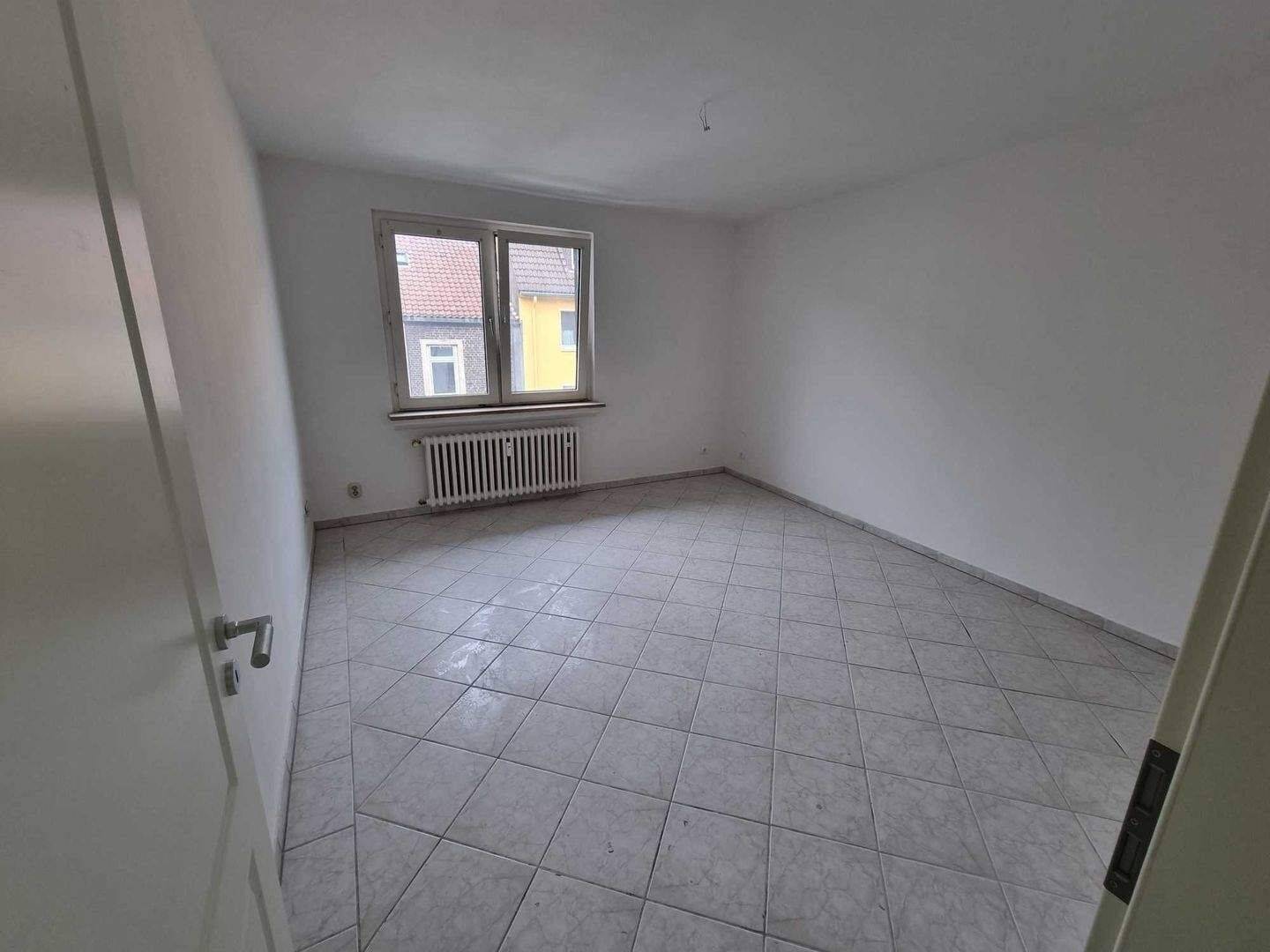 Nordsternpark um die Ecke! Schöne helle Wohnung im 2.OG in GE-Horst sucht Mieter – 3,0 Zi. 60m² mit Fensterbad – 45899 Gelsenkirchen – Vorschaubild 3